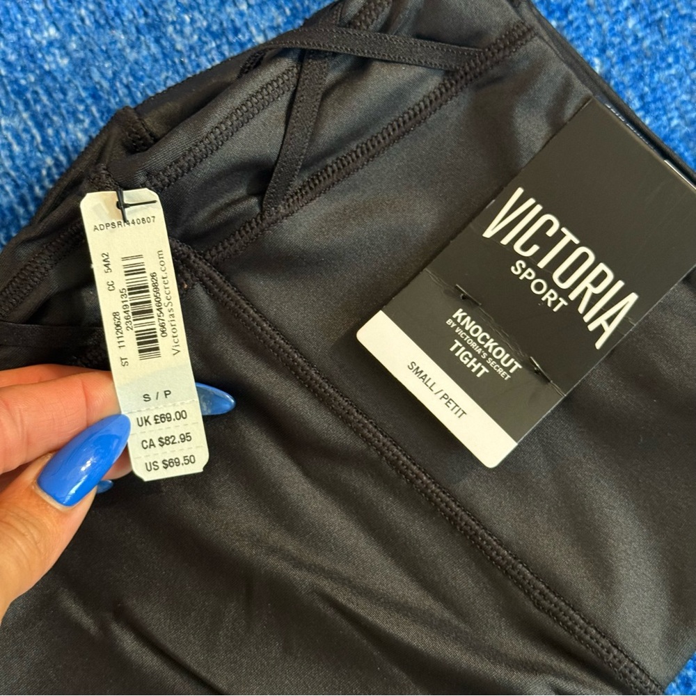 VS Knockout Tight / Legging • Size Small - Picture 5 of 5